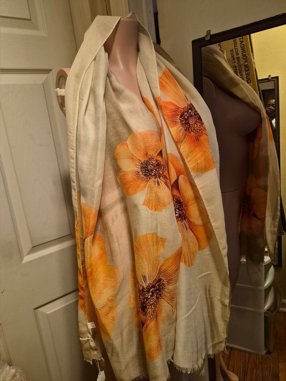 Women's OversizeNeutral Floral Orange Palette Decorative Scarf/Throw SZ 70X34.5"